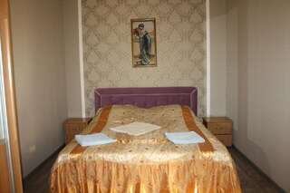 Гостиница Арго Махачкала Двухместный с двуспальной кроватью-1