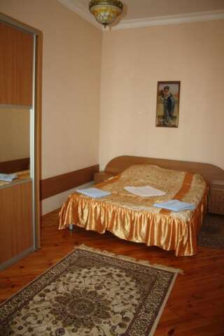 Гостиница Арго Махачкала Двухместный с двуспальной кроватью-2